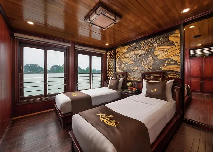 Renea Boutique Cruise Botel 5*