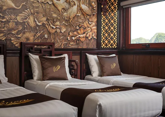 Botel Renea Boutique Cruise 5*