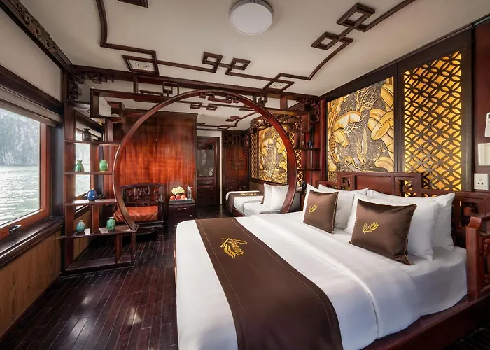 Renea Boutique Cruise Botel 5*